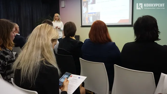 Ініціативи єднають: у Луцьку розповіли про успішні проекти (фото)