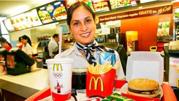 Це не щось «космічне»: які зарплати пропонує працівникам луцький McDonald's (відео)