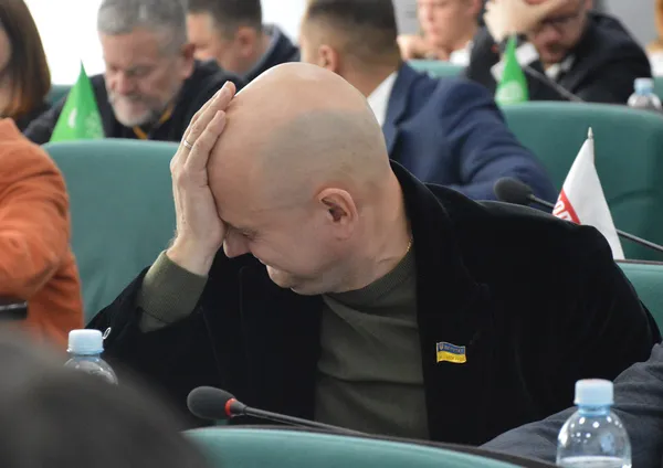 Депутати й голоси: фоторепортаж із сесії Луцькради