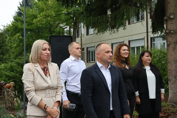 Як у Волинському науковому ліцеї зустріли свято першого дзвоника (фото)