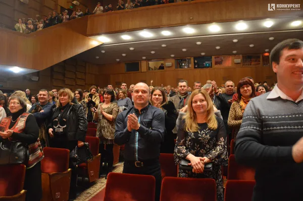 «Лісапетний батальйон» у Луцьку зібрав понад 200 тисяч гривень на будівництво храму у Волновасі