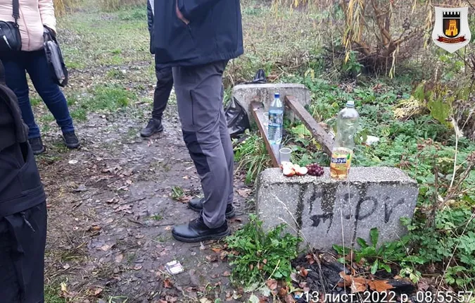 Муніципали насварили лучан, які випивали у парку (фото)