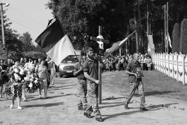 У Луцькій громаді попрощалися із загиблим Героєм Ігорем Белінським (фото)
