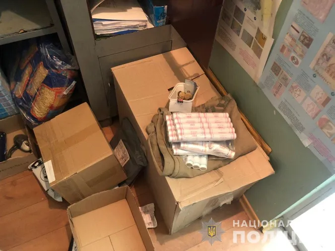 У Харкові чоловік з палицею пограбував поштове відділення