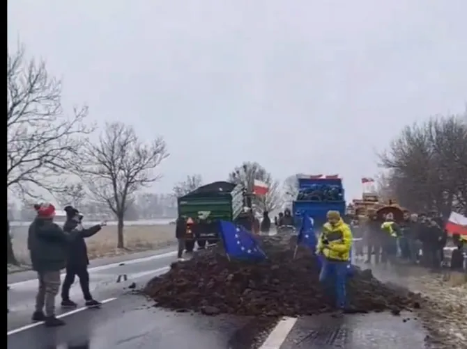 «Перевіряли зерно на вміст заборонених речовин»: що відомо про нову блокаду на «Ягодині»