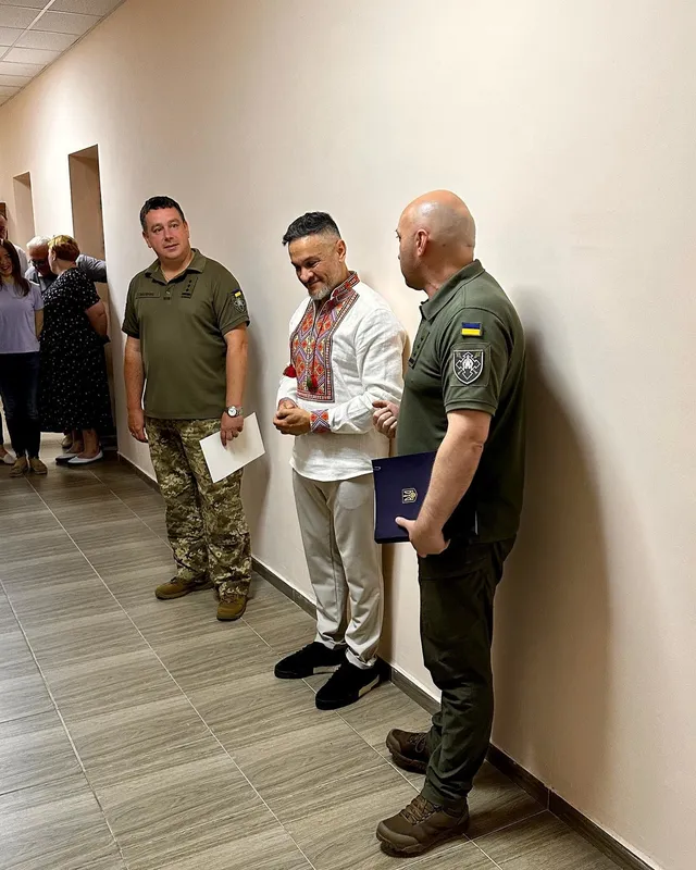 Валерій Залужний вручив особливу відзнаку Ектору Хіменесу-Браво (фото)