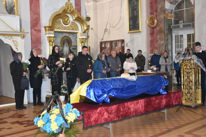 У Луцьку провели в останню дорогу Героя Ігоря Охремчука (фото)