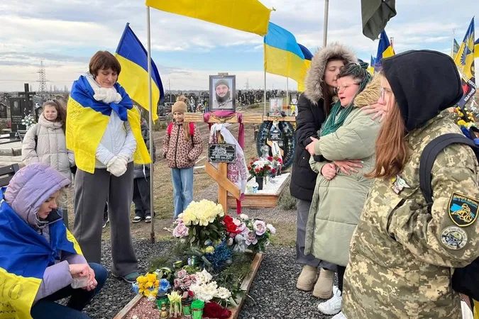 На Волині пройшла 20-кілометрова хода в честь воїна Олександра Вдовича (відео)
