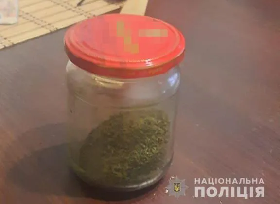 На Волині затримали 54-річного чоловіка, який отримав амфетамін поштою (фото)