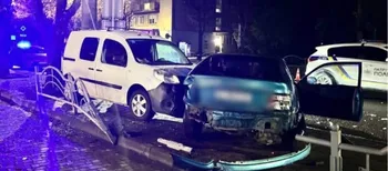 Протаранив паркан, вилетів на «зустрічку» та врізався в авто: у Луцьку 20-річний п'яний водій вчинив ДТП