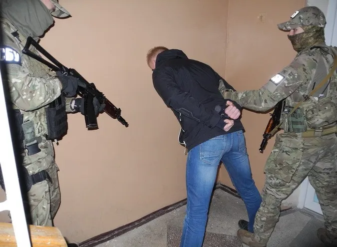 У Луцьку затримали організатора замовних «протестних акцій» на заході України (фото)