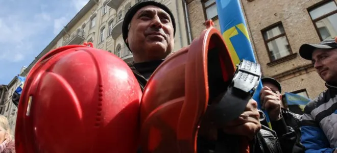Кабмін затвердив розподіл 500 мільйонів гривень на заборговані зарплати шахтарям