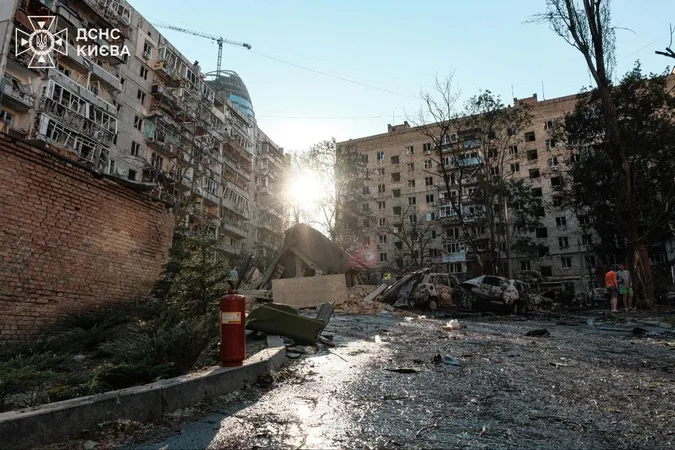 10 загиблих та понад пів сотні поранених: що відомо про наслідки ворожої атаки на Київ