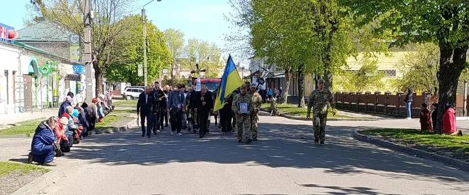 У Маневичах попрощалися із захисником Андрієм Сидоруком (фото)