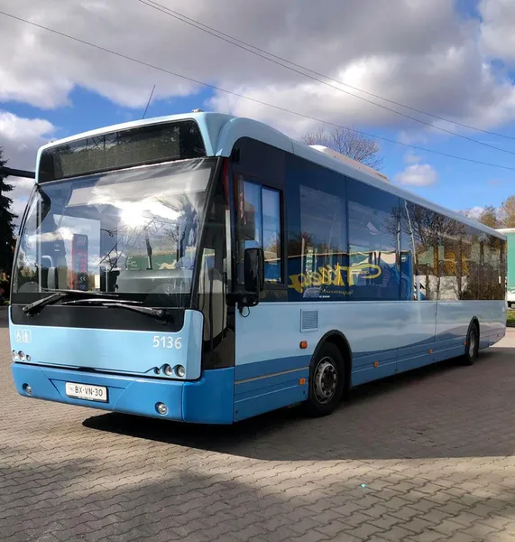 До Луцька прибули перші десять автобусів VDL з Нідерландів (фото)