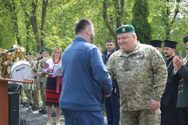 Луцькі прикордонники відзначили професійне свято (фото)