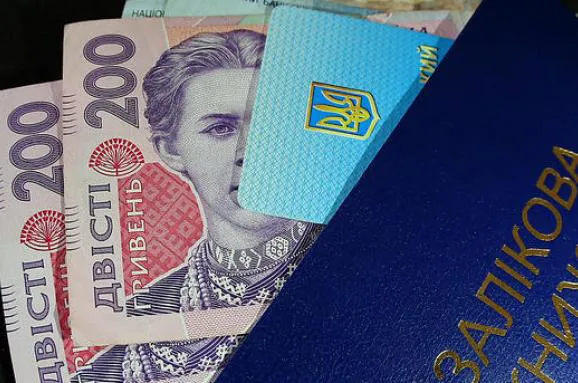 Студентські стипендії оподатковувати не будуть