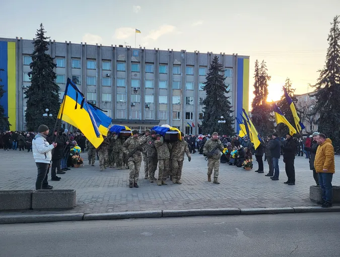 Не дожив декілька днів до дня народження: у Ковелі попрощалися із воїном Олександром Турчиком (фото)