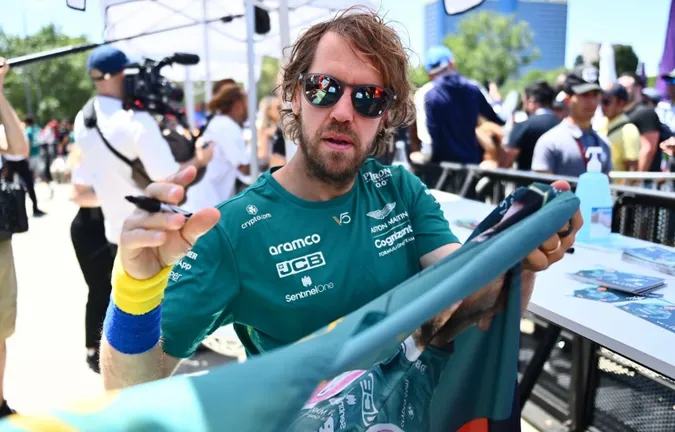 Чотириразовий чемпіон Формули-1 Феттель завершить кар'єру після завершення сезону