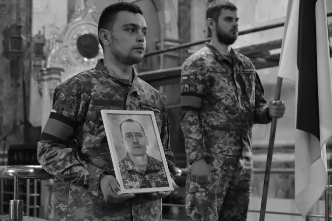 У Луцьку попрощалися із загиблим на Миколаївщині Ігорем Дуплієм (фото)