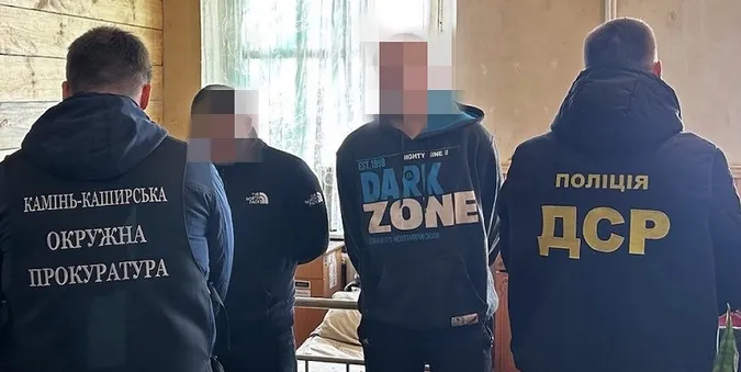 В'язні-шахраї з Маневицької колонії видурювали гроші в родичів полонених (фото)