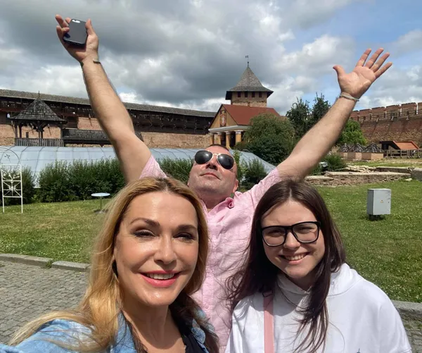 Ольга Сумська поділилась фотографіями з гастролей у Луцьку (фото)