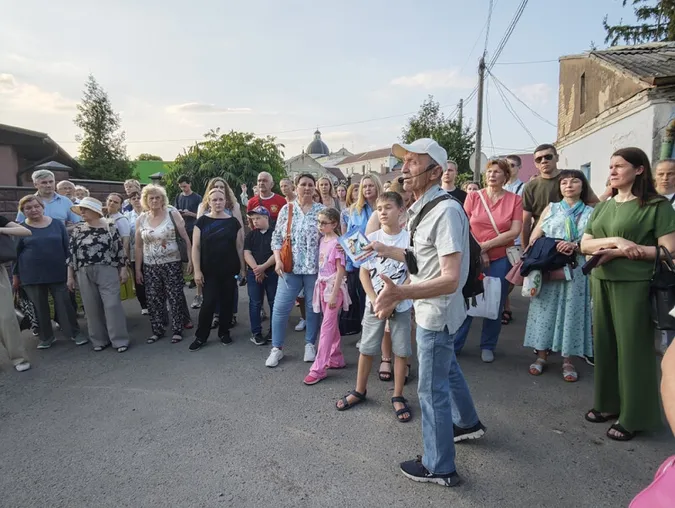 Таємниці під ногами: у Луцьку створили карту втрачених храмів і забутих цвинтарів (фото)
