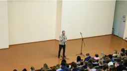 "Помилитися не можна", – шоумен і журналіст Дмитро Чекалкін розповів у Луцьку про вибори