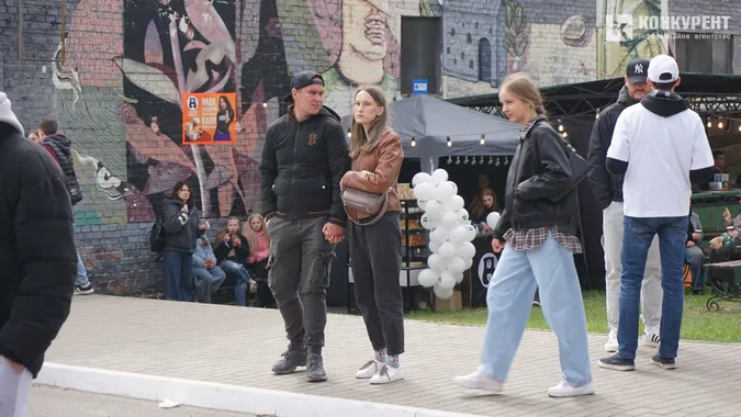 Як минув перший день ювілейного Food Fest у Луцьку (фото)