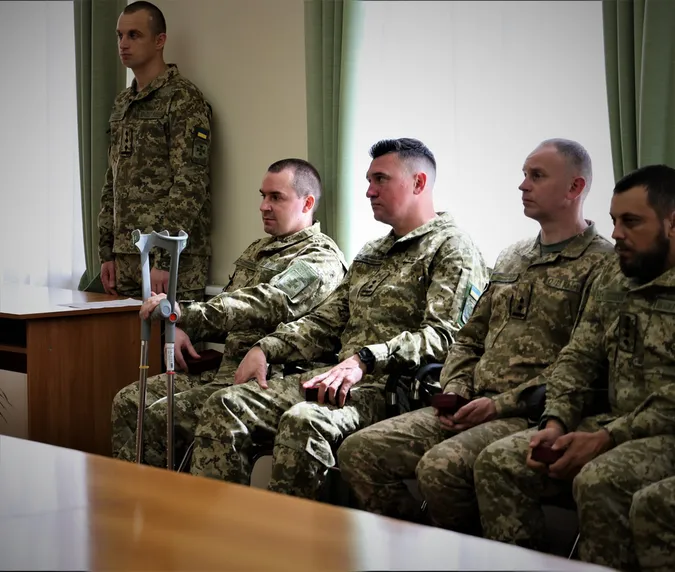 Волинський прикордонник, який пройшов «Азовсталь» і полон, отримав нагороду від Президента (фото)