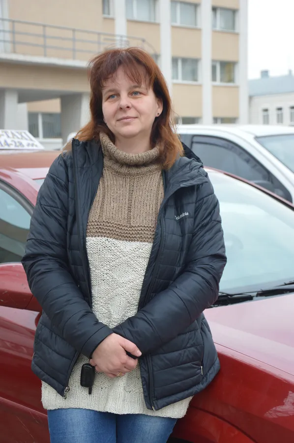 (Не)жіноча справа: луцька таксистка Катерина Двінських