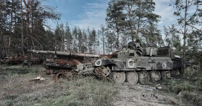 Близько 61 000 окупантів, 2435 танків, 232 гелікоптери: втрати ворога на 5 жовтня