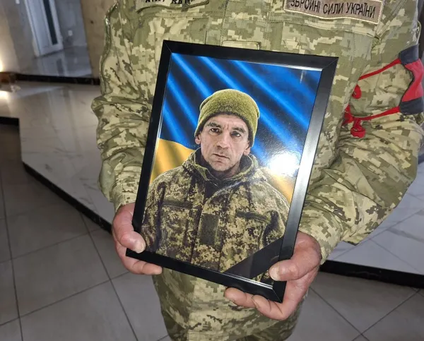 У Луцьку попрощалися із загиблим захисником Андрієм Поліщуком (фото)