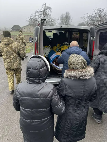 На Волині попрощалися із загиблим воїном Вадимом Слєпцовим (фото)