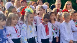 Як пройшов перший дзвоник в Нововолинську (фото)