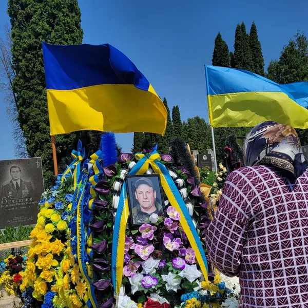 Донька загиблого на війні лучанина просить присвоїти йому звання Героя (петиція)
