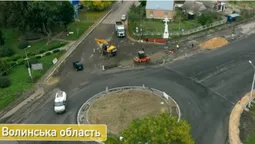 У Голобах завершують ремонтувати дорогу (відео)