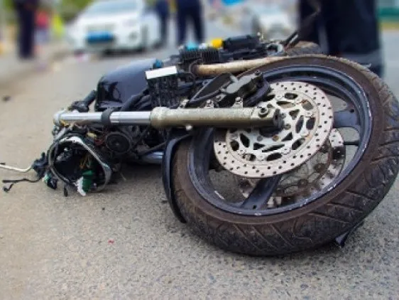 На Волині мотоцикліст врізався у дерев’яний стовп