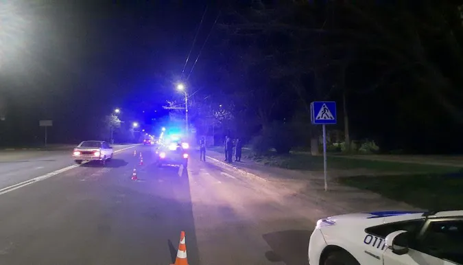 На Рівненській у Луцьку збили жінку на пішохідному переході (фото, відео)