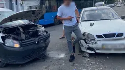 У Луцьку на Ковельській потрощилися Volkswagen і Daewoo (фото)