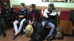 У Луцьку затримали п'ятьох в'єтнамців без документів (фото)