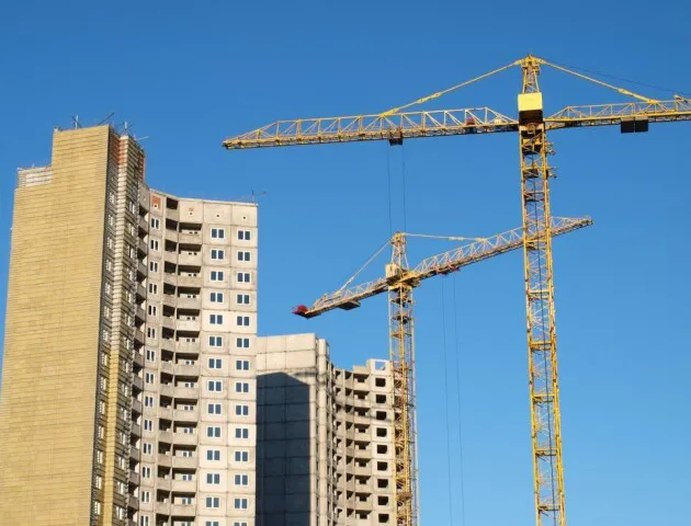 На сумнівній ділянці на Рівненській, 119, будуватиме Чорнуха