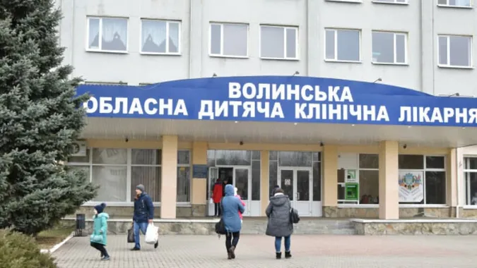 У Луцьку автобус збив 16-річну дівчину. Вона в лікарні