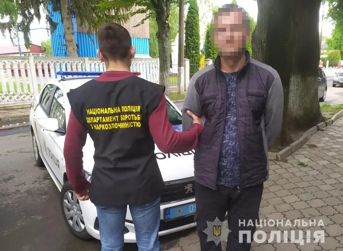 У Луцьку затримали 41-річного «закладника» (фото, відео)