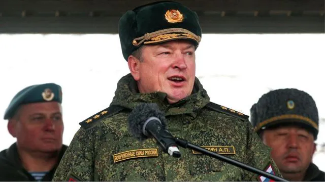 У росії після поразок від ЗСУ знову змінили командування