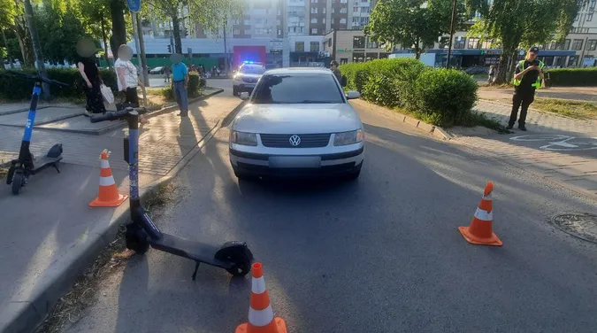 Їхав по велодоріжці: деталі ДТП у Луцьку, в якій травмувався школяр (фото)