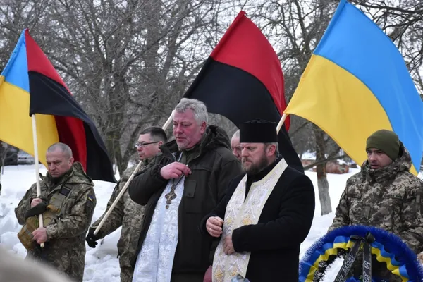 На Волині провели в останню дорогу полеглого воїна Віктора Радченка (фото)
