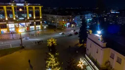 Мандрівник показав різдвяний нічний Луцьк з висоти (фото)