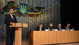 Як Палиця влаштував у театрі обговорення бюджету