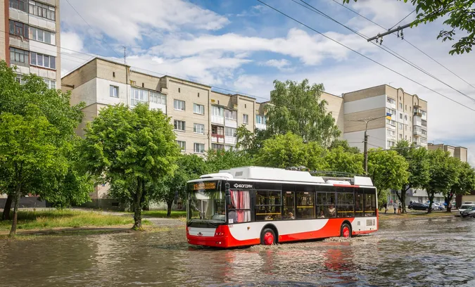 Як це було: 53 роки тому в Луцьку відкрили першу тролейбусну лінію (фото)
